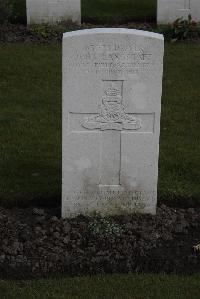 Poperinghe New Military Cemetery - Langstaff, John