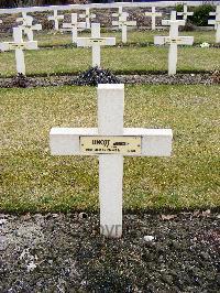 Poperinghe New Military Cemetery - Lincot, Augustin