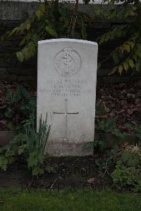 Poperinghe New Military Cemetery - Mander, Albert