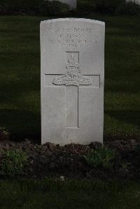 Poperinghe New Military Cemetery - Mason, C