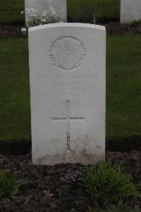 Poperinghe New Military Cemetery - Williams, E