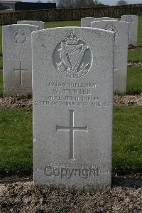 Prowse Point Military Cemetery - Hunter, W