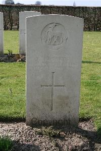 Prowse Point Military Cemetery - Roberts, G
