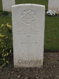 Guards Cemetery Windy Corner Cuinchy - Alden, A