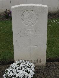 Guards Cemetery Windy Corner Cuinchy - Alderdice, T