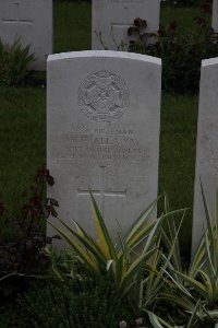 Guards Cemetery Windy Corner Cuinchy - Allaway, W E