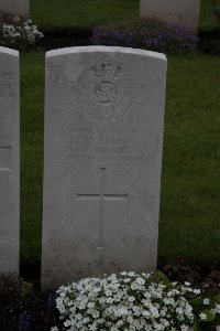 Guards Cemetery Windy Corner Cuinchy - Allen, Francis Henry