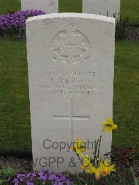 Guards Cemetery Windy Corner Cuinchy - Beaton, L