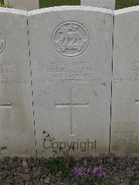 Guards Cemetery Windy Corner Cuinchy - Colesellhill, T