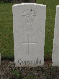 Guards Cemetery Windy Corner Cuinchy - Daly, A