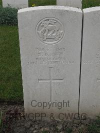 Guards Cemetery Windy Corner Cuinchy - Dancy, E