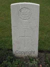 Guards Cemetery Windy Corner Cuinchy - Dix, E