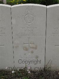Guards Cemetery Windy Corner Cuinchy - Doe, H
