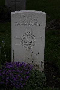 Guards Cemetery Windy Corner Cuinchy - Draper, J W