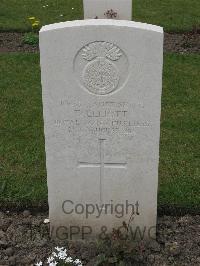 Guards Cemetery Windy Corner Cuinchy - Elliott, T
