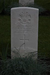 Guards Cemetery Windy Corner Cuinchy - Evans, Thomas John