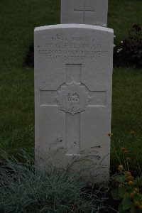 Guards Cemetery Windy Corner Cuinchy - Felstead, W G