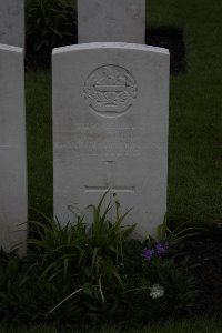 Guards Cemetery Windy Corner Cuinchy - Ferris, W J