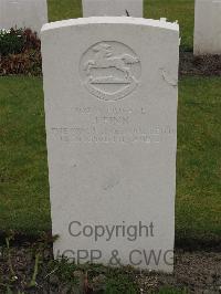 Guards Cemetery Windy Corner Cuinchy - Finn, James