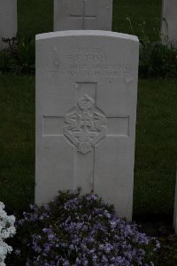 Guards Cemetery Windy Corner Cuinchy - Fish, Francis Edward