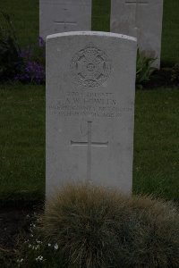 Guards Cemetery Windy Corner Cuinchy - Fowles, Alfred Walter