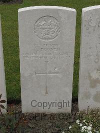 Guards Cemetery Windy Corner Cuinchy - Frowen, G