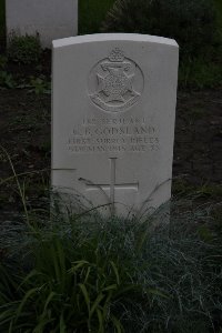 Guards Cemetery Windy Corner Cuinchy - Godsland, George Baker