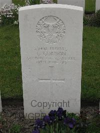 Guards Cemetery Windy Corner Cuinchy - Gordon, G