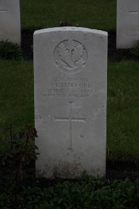 Guards Cemetery Windy Corner Cuinchy - Halford, John Thomas