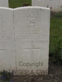 Guards Cemetery Windy Corner Cuinchy - Hardy, G