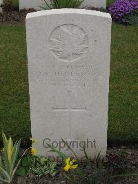 Guards Cemetery Windy Corner Cuinchy - Henderson, J B