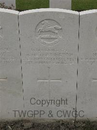 Guards Cemetery Windy Corner Cuinchy - Hetherington, Harry