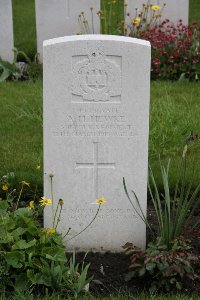 Guards Cemetery Windy Corner Cuinchy - Hewke, A H