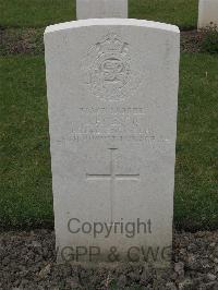 Guards Cemetery Windy Corner Cuinchy - Hobson, J