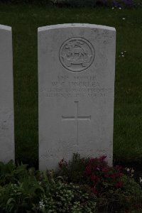 Guards Cemetery Windy Corner Cuinchy - Hockley, William Cyril