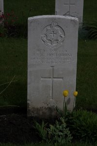 Guards Cemetery Windy Corner Cuinchy - Hollobone, J F G