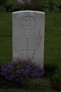 Guards Cemetery Windy Corner Cuinchy - Horne, Ernest Arthur