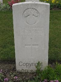 Guards Cemetery Windy Corner Cuinchy - Horrocks, Fred