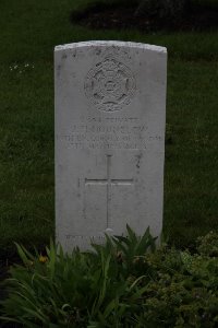 Guards Cemetery Windy Corner Cuinchy - Hounslow, John Henry