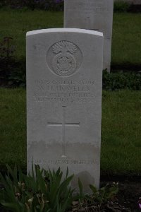 Guards Cemetery Windy Corner Cuinchy - Howells, William Henry