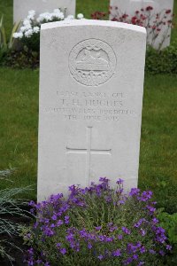 Guards Cemetery Windy Corner Cuinchy - Hughes, T H