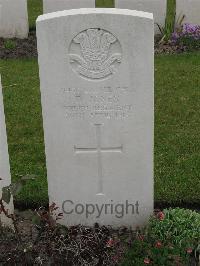 Guards Cemetery Windy Corner Cuinchy - Jones, David