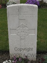 Guards Cemetery Windy Corner Cuinchy - Kay, J