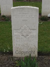 Guards Cemetery Windy Corner Cuinchy - Kinch, H