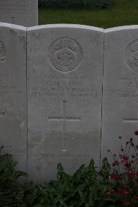 Guards Cemetery Windy Corner Cuinchy - King, George Henry