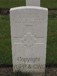 Guards Cemetery Windy Corner Cuinchy - Kingdom, E