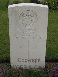 Guards Cemetery Windy Corner Cuinchy - Lang Browne, John Agnew