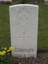 Guards Cemetery Windy Corner Cuinchy - Lawton, J