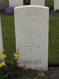 Guards Cemetery Windy Corner Cuinchy - Loasby, William