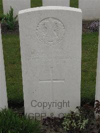 Guards Cemetery Windy Corner Cuinchy - MacKinnon, D
